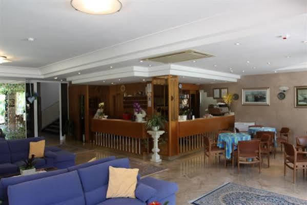 Hotel Adele Μπελάρια-Ιτζέα Μαρίνα Εξωτερικό φωτογραφία