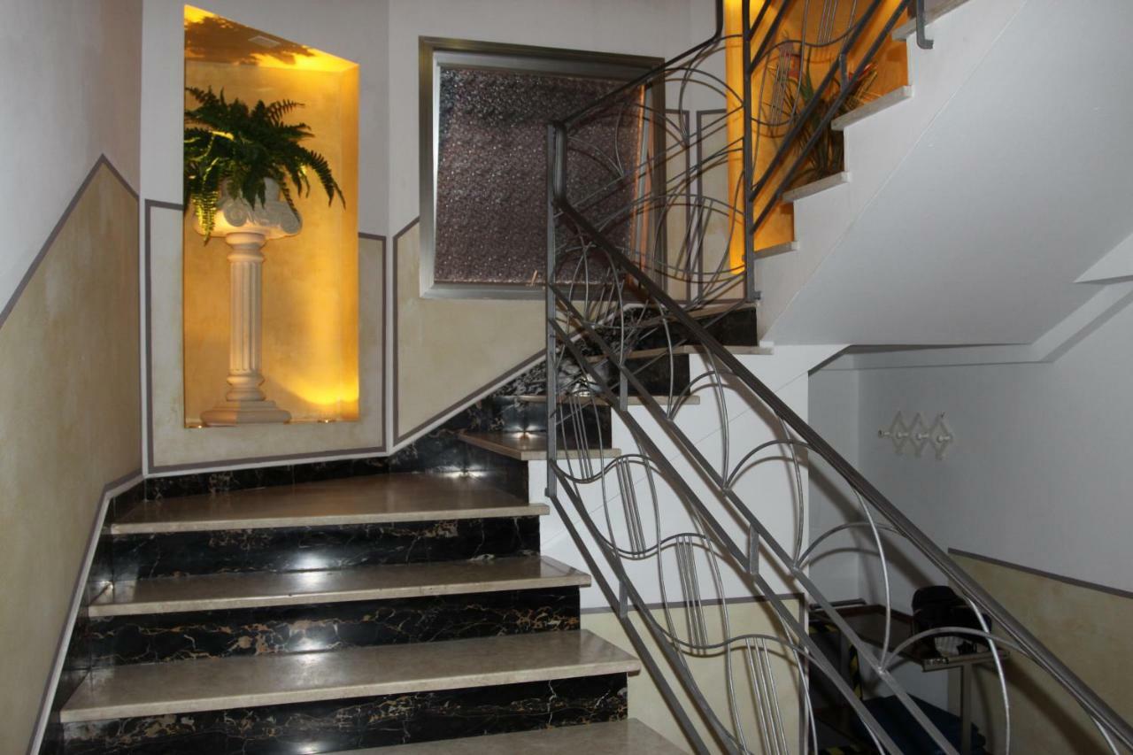 Hotel Adele Μπελάρια-Ιτζέα Μαρίνα Εξωτερικό φωτογραφία